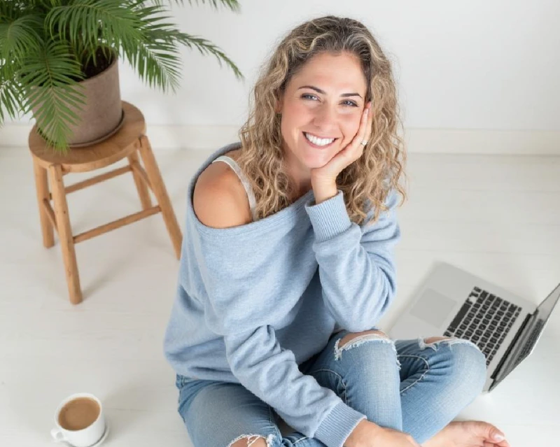 תמונה של דנה שנוצרה ב-AI